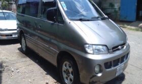 Hyundai Starex 2001, un microbús en venta en Managua, Managua