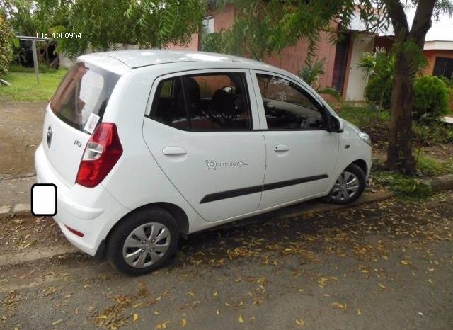 Usados: Hyundai i10 2012 con seguro full cover y seguro de mantenimiento lleno