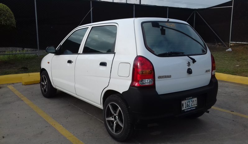 Usados: Suzuki Alto 2011 en excelente estado, 65 km por galón lleno