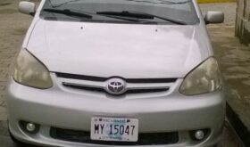 Usados: Toyota Yaris 2004 en muy buen estado