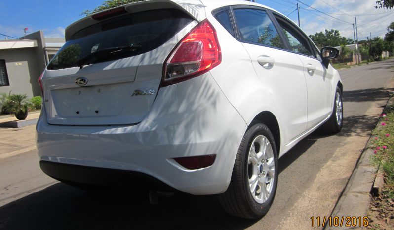 Usados: Bonito Ford Fiesta 2015 en Managua lleno