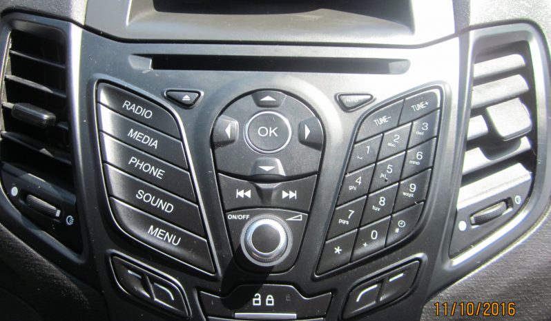 Usados: Bonito Ford Fiesta 2015 en Managua lleno