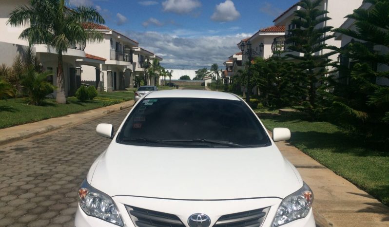 Usados: Toyota Corolla 2013 automático en Managua lleno