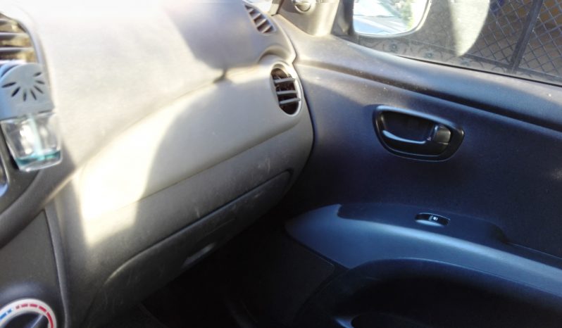 Usados: Hyundai i10 2009 con seguro vigente en Managua lleno