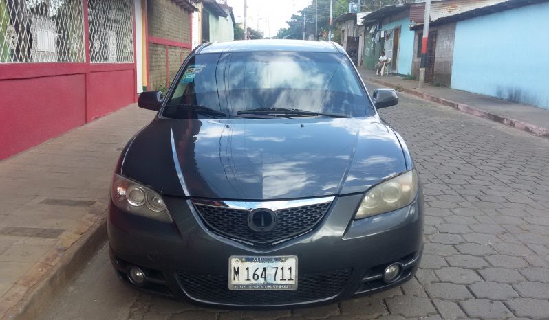Vendo Mazda3 2005 por motivo de viaje lleno