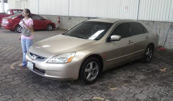 Usados: Honda Accord 2004 mecánico color beige lleno