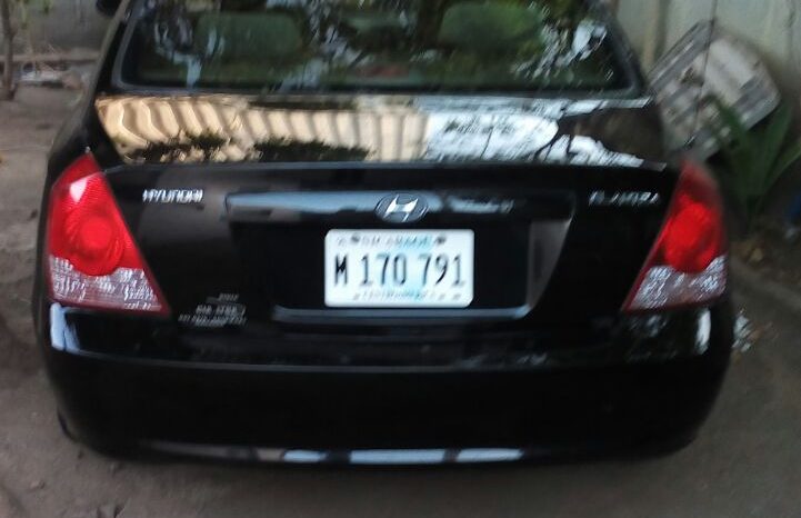 Usados: Hyundai Elantra 2005 en Managua lleno