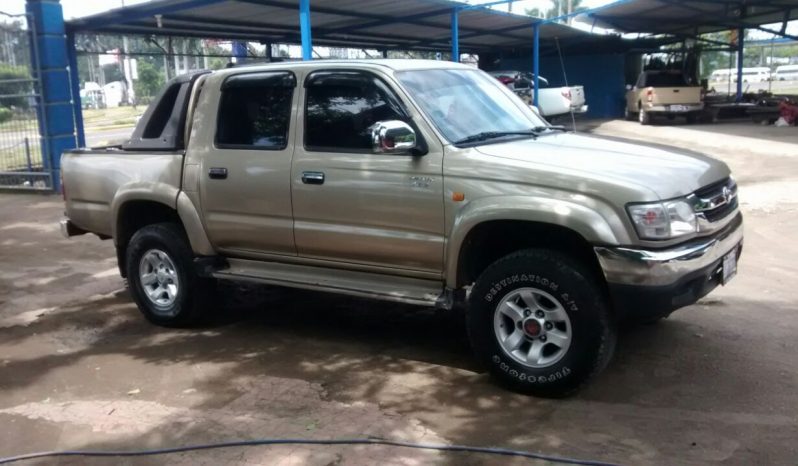 Usados: Toyota Hi-Lux doble cabina 2003 en León lleno