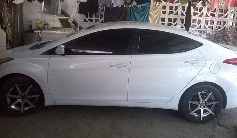 Usados: Hyundai Elantra 2011 en Managua lleno