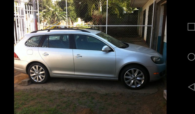 Usados certificados: Volkswagen Jetta 2010 en Managua lleno