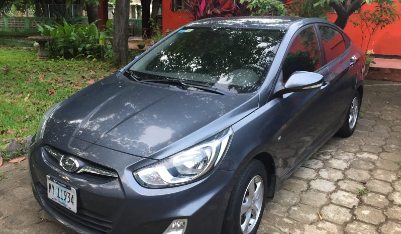 Usados: Hyundai Accent 2013 en Nindirí lleno