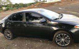 Toyota Corolla 2015 ubicado en Managua GANGA Toyota Corolla 2005 Impecable Negro 2015 Transmision Mecanica 6 velocidades + Retroceso. Rapido y Confortable Rines de Lujo de fabrica, Lo vendo por que me voy del pais. Solo personas realmente interesadas por favor llamar al 8826-4614... Precio Negociable de 13,000.00