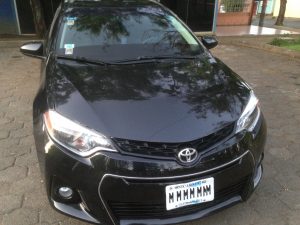 Toyota Corolla 2015 ubicado en Managua GANGA Toyota Corolla 2005 Impecable Negro 2015 Transmision Mecanica 6 velocidades + Retroceso. Rapido y Confortable Rines de Lujo de fabrica, Lo vendo por que me voy del pais. Solo personas realmente interesadas por favor llamar al 8826-4614... Precio Negociable de 13,000.00