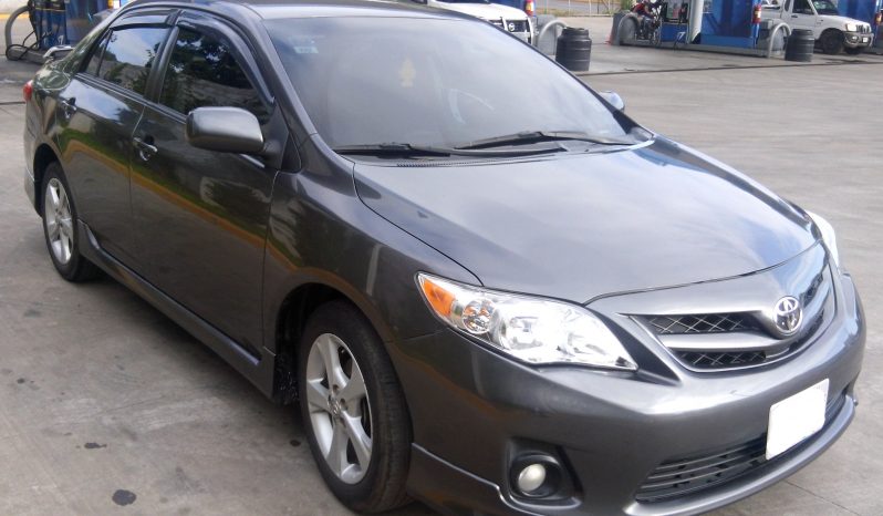 Usados: Toyota Corolla 2013 en Managua lleno