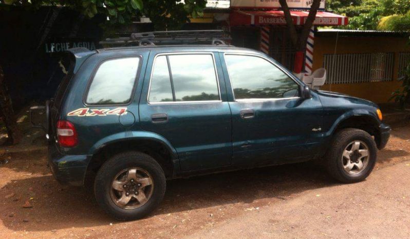 Usados: KIA Sportage 2000 en Managua lleno