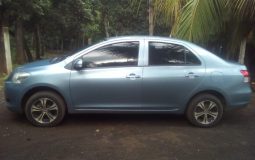 Toyota Yaris 2013 en excelente estado. Único Dueño. Comprado en AutoNica. Chequeos en agencia. Azul Metálico. Precio $10,500 Negociable. Mayor Información al Número: 82366826.