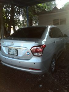Hyundai GrandI10 año 2016 .- Vehículo de buena presencia, con 34600 km recorridos, en excelentes condiciones, súper económico. Radio con cd player, mp3, conexión auxiliar, entrada para USB y ipod, vidrios polarizados, color plateado.