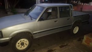 Motor B2500 Diesel, esta Mazda B2500 1999 es de la serie economica doble cabina, motor en excelentes condiciones, la camioneta anda bien su motor, caja...es de solo montarse y cargarla o aprovechar estas vacaciones para ir al mar con toda la familia. Asi como esta y negociable. No acepto cambio con otro vehiculo, unicamente cash.