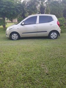 Hyundai i10 2013 usado ubicado en Nindirí, Masaya Hyundai i10 2013 motor a gasolina, transmisión mecánica, 5 pasajeros.