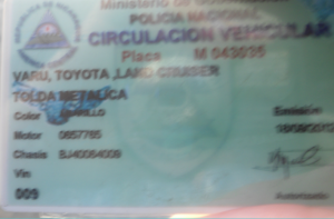 Toyota Land Cruiser 1984 ubicado en Toyota Land Cruiser 1984 Motor B 3.0 Diesel Recién Overholiado con 4 cilindros. Llantas nuevas, 4X4, Vagón trasero muy amplio, hecho para 7 pasajeros, con 4 velocidades más retroceso.