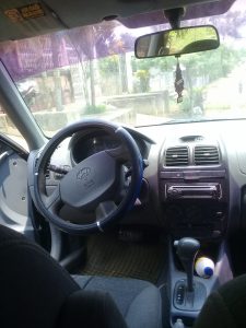 Hyundai Accent 2001 color negro en buen estado negociable Condición excelente, Poco uso, No presenta choques, Documentos en regla, Llantas nuevas