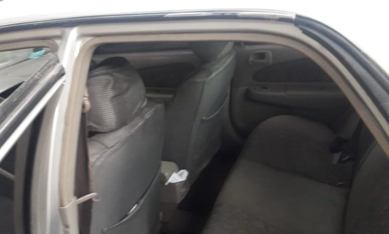 Usados: Toyota Corolla 2000 en Managua lleno