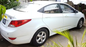Hyundai Accent 2013. Único dueño, nítido en perfectas condiciones mecánicas y estéticas, rines de lujo, sensores de retroceso, alarma, documentos en regla,controles de radio en el timon, A/C activo nítido, precio negociable disponible si lo quiere ver, para mayor informacion llamar al: 77318869 / 89602335 mov y wathsapp.