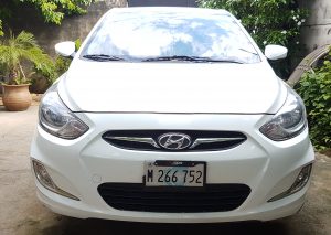 Hyundai Accent 2013. Único dueño, nítido en perfectas condiciones mecánicas y estéticas, rines de lujo, sensores de retroceso, alarma, documentos en regla,controles de radio en el timon, A/C activo nítido, precio negociable disponible si lo quiere ver, para mayor informacion llamar al: 77318869 / 89602335 mov y wathsapp.