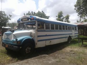 International Bus 1990 usado ubicado en Managua Ganga, Ganga !!! APROVECHA RAPIDO.. VENDO BUS Por motivo de Viaje.. INTERNATIONAL, CARROCERIA THOMAS, MOTOR. 9 LITROS, AÑO: 1990. COLOR: BLANCO- CELESTE. CAJA SPICE, DIFERENCIAL: 8×43. 10 ventanas. Y Lo Mejor a Solo en $4000 Negociable. Llamame o Whatsaap al 57718091 o al 22509789. Apurate.. con esta oportunidad de Trabajar..