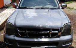 Isuzu D-Max 2005 en Managua SE VENDE CAMIONETA ISUZU 2005 4X4 AUTOMATICA, CON SU AIRE ACONDICIONADO, ASIENTOS FORRADOS, CANASTERA ENTRE OTRAS EXTRAS. SE VENDE POR MOTIVO DE VIAJE.