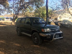Toyota 4runner 2000 Negociable!!! SE VENDE 4RUNNER 4*4por motivo de trabajo vendo camioneta 4runner 4*4 año 2000, Diesel en perfectas condiciones, A/C , unica dueña,, llantas recientemente compradas , super economica, poco km Condición excelente