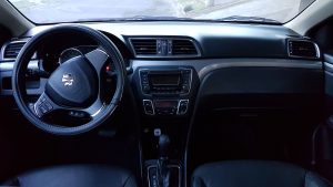 El Modelo del vehículo es Suzuki Ciaz 2018 !! Semi-nuevo, en óptimas condiciones, garantía de fábrica y mantenimientos en Casa Matriz. Disponible para cualquier prueba y revisión