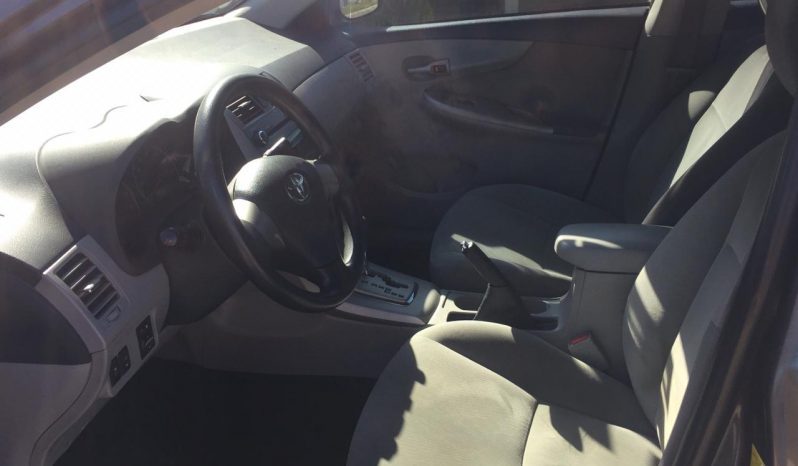 Toyota Corolla 2011 lleno
