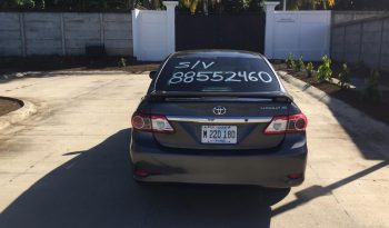 Toyota Corolla 2011 lleno