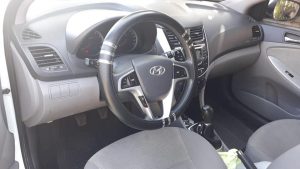 Hyundai Accent 2012. Se vende accent blue 2012 mecánico impecable sin detalles solo de montarse nunca chocado versión full rines de lujo ,115,000 km ,polarizado,